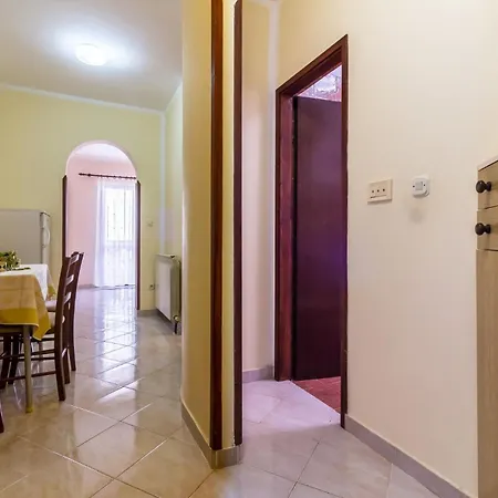 Apartments Mir Fazana Exterior photo
